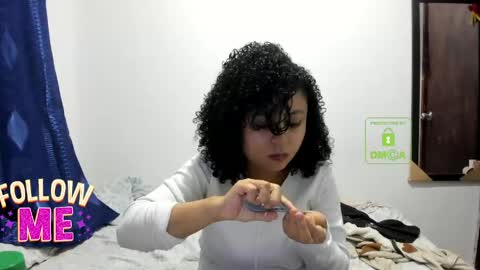bonnie lam  hello welcome to my room I hope you have fun and you can reach your maximum pleasure here with me online show from June 7, 2:49 am