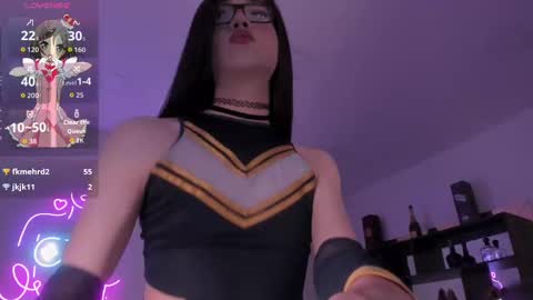 Bonnie Luxury online show from September 28, 6:11 am