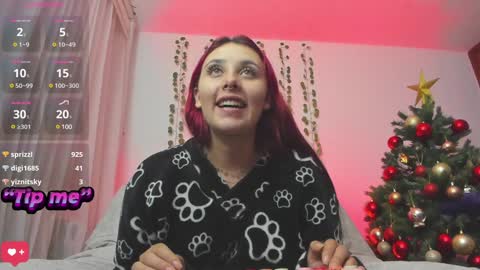 Bonnie Help me reach 500 likes online show from January 3, 1:59 am