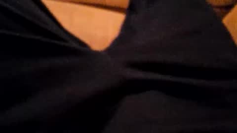 bonny8723 online show from April 12, 8:35 pm