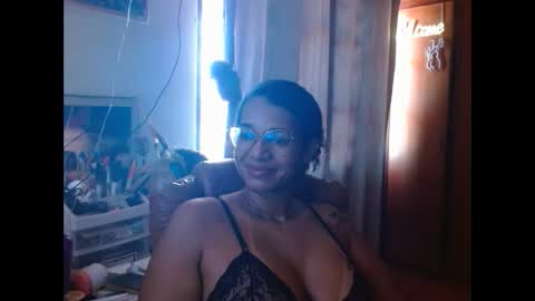 Queen Bon Vivantt online show from March 6, 2:40 pm