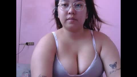 MommyMarie-Singlemom of 2. online show from June 11, 6:55 am