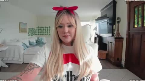 Miley online show from March 14, 11:53 pm