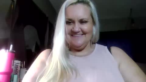 Ashlie Haines online show from May 8, 4:07 am