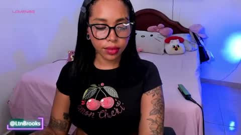 Anna Brooks  online show from July 21, 9:06 pm