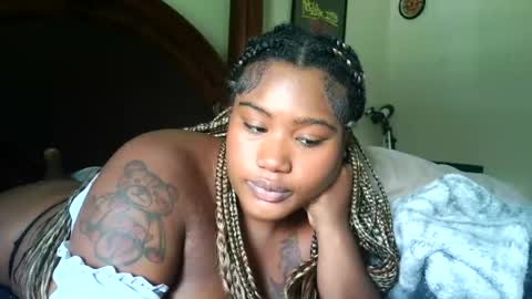 boooohoooobaby online show from August 5, 4:26 pm