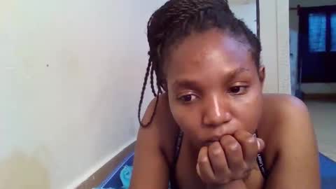 Snapshot of bootie_caramel chatting on September 24, 10:55 am bootie_caramel online show from September 24, 10:55 am