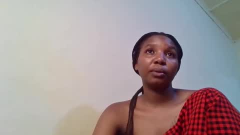 Snapshot of bootie_caramel chatting on October 28, 7:53 am bootie_caramel online show from October 28, 7:53 am