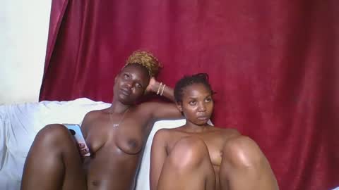 Snapshot of bootie_caramel chatting on March 12, 12:09 am bootie_caramel online show from March 12, 12:09 am