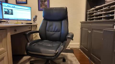 Snapshot of boredhorndog chatting on October 1, 4:44 am Boredhorndog online show from October 1, 4:44 am