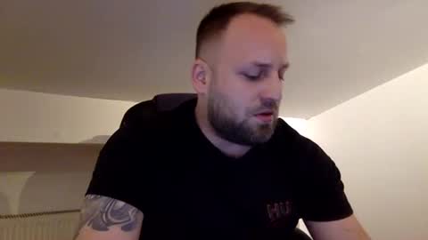 hugo online show from May 1, 12:59 am