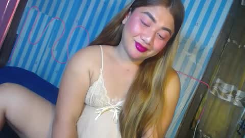 Carla online show from December 3, 5:52 am