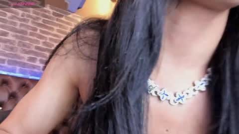 bouncing_bunnyxxx69 online show from April 1, 4:46 am