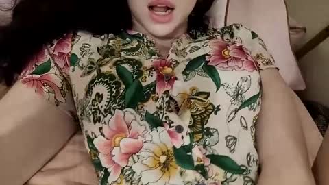 Snapshot of bouncyqueenmajesty chatting on March 4, 11:32 pm Bouncy Queen Majesty online show from March 4, 11:32 pm