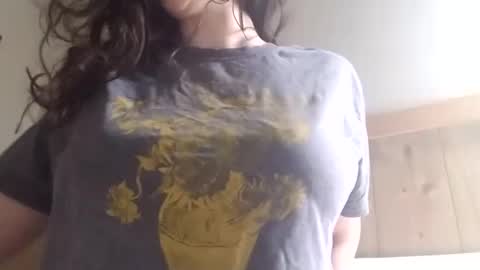 Snapshot of bouncyqueenmajesty chatting on September 8, 7:13 pm Bouncy Queen Majesty online show from September 8, 7:13 pm