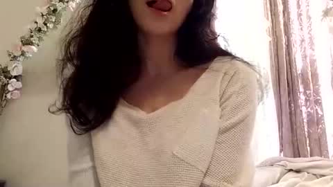 Snapshot of bouncyqueenmajesty chatting on March 10, 10:24 pm Bouncy Queen Majesty online show from March 10, 10:24 pm