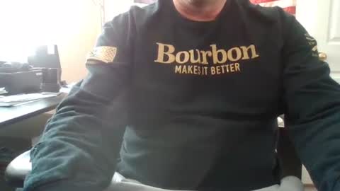 Snapshot of bourbonman144 chatting on October 3, 10:29 pm bourbonman144 online show from October 3, 10:29 pm