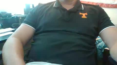 Snapshot of bourbonman144 chatting on September 15, 7:26 pm bourbonman144 online show from September 15, 7:26 pm