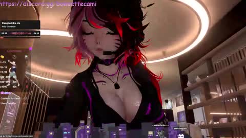 Camila online show from April 10, 2:44 pm