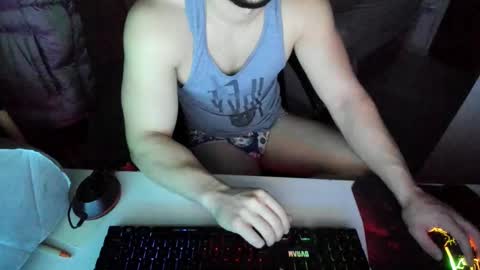 boy_boy22 online show from December 29, 11:50 pm