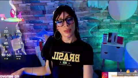Snapshot of boyfox_tay chatting on October 18, 5:00 am boyfox_tay online show from October 18, 5:00 am