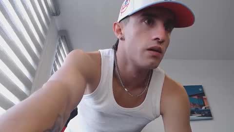 Snapshot of boyfriend_fuckme chatting on September 11, 8:10 pm Felipe online show from September 11, 8:10 pm