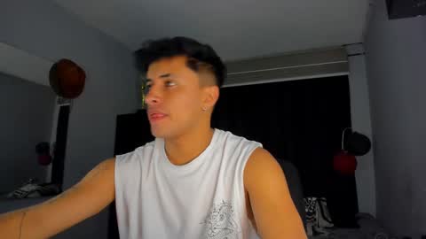 miguel  online show from March 10, 4:49 am