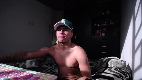 miguel  online show from February 4, 9:19 pm