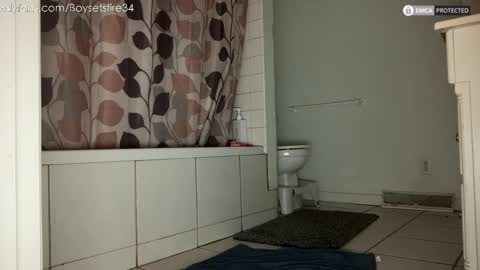 boysetsfire34 online show from October 15, 5:00 am