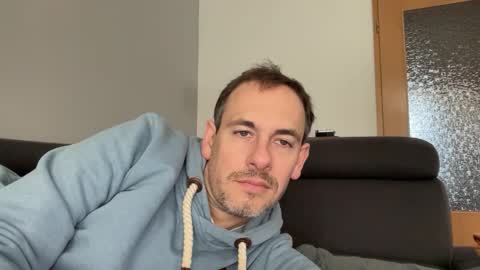 boytoyhh online show from November 17, 1:24 pm