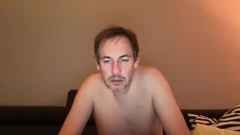 boytoyhh online show from October 21, 6:00 pm