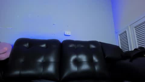 Paul and Max online show from January 11, 1:06 am