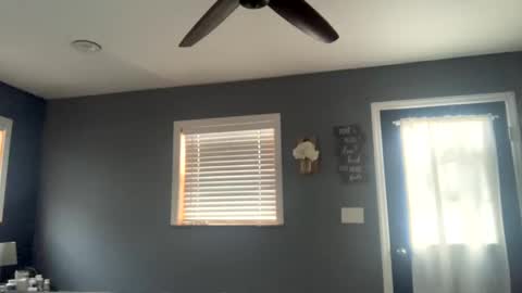 Snapshot of boytoy8969 chatting on February 5, 1:00 pm boytoy8969 online show from February 5, 1:00 pm