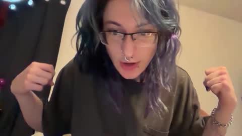 boywithbug online show from March 12, 1:37 pm