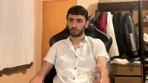 Snapshot of boyzinm2 chatting on October 8, 3:34 am boyzinm2 online show from October 8, 3:34 am