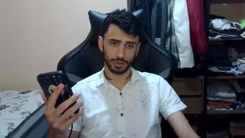 boyzinm2 online show from February 21, 3:42 am