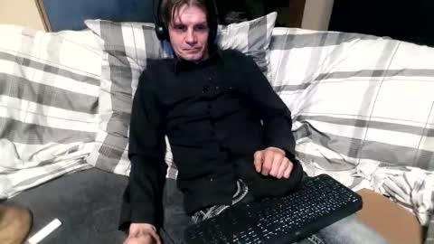bponie1 online show from May 1, 1:43 am