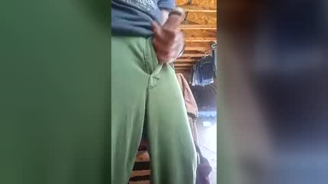 bpwolfe47 online show from July 30, 1:01 pm