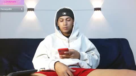 Snapshot of br4ndon_cooper chatting on September 18, 6:01 pm Brandon online show from September 18, 6:01 pm