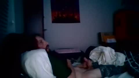 GuitarBrad1989 online show from February 18, 6:35 am