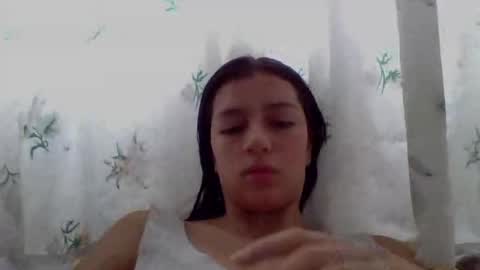 brad_and_emma293215 online show from October 24, 4:41 pm