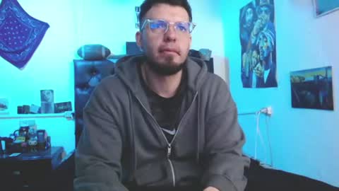 brad hot boy online show from July 15, 4:22 pm