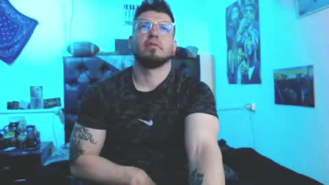 brad hot boy online show from June 25, 5:18 pm