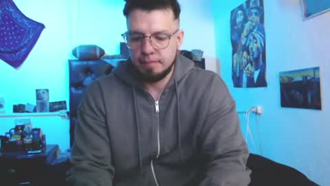 brad hot boy online show from July 10, 1:43 am
