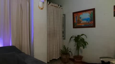 Bradley Martinez online show from June 22, 3:25 am