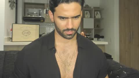 bradleymartin7 online show from March 8, 2:45 am