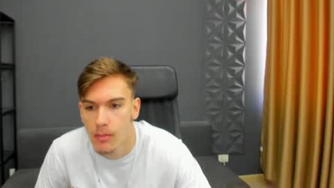 BradyFlint online show from April 14, 8:06 am