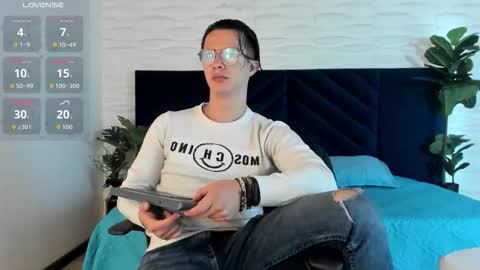 brandon_starkk online show from March 4, 11:29 am