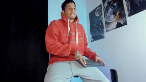 Brandon Lavitt online show from November 17, 11:02 am