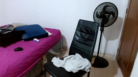 Brandon online show from April 20, 3:20 am